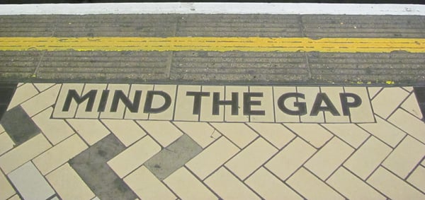 Mind-the-gap-at-train-station